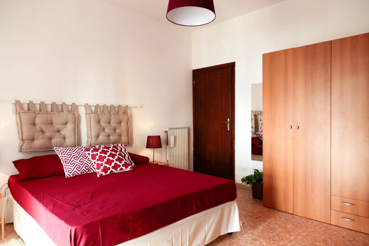 La Maddalena Apartment Pisa Bagian luar foto